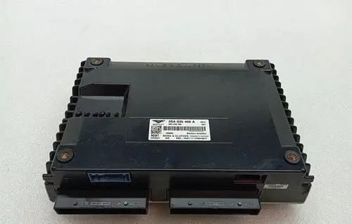Bentley Continental Sound amplifier 3SA035466A