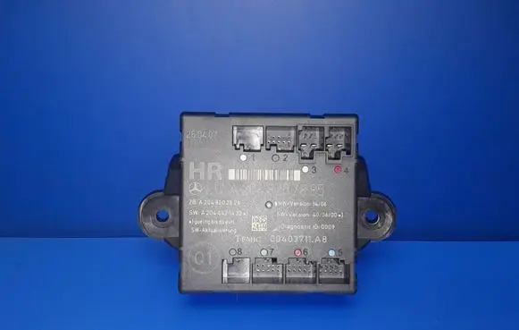 Mercedes-Benz C W204 Door control unit/module A2048207885 A2048202826 A2044421432