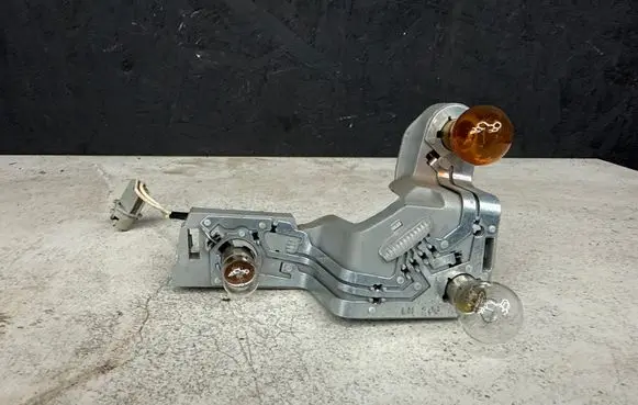 Toyota Auris 150 Tail light bulb cover holder