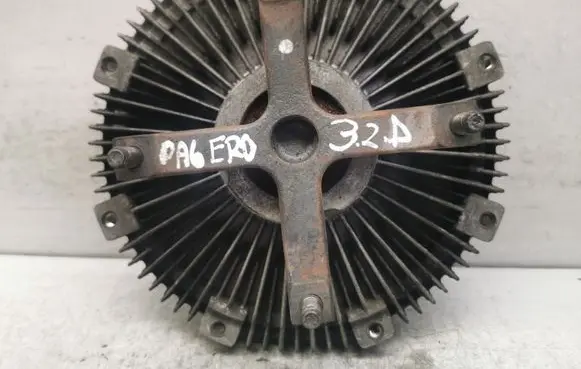 Mitsubishi Pajero Viscous fan clutch 