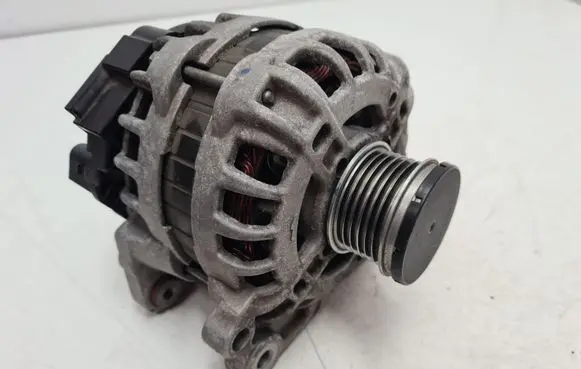 Skoda Fabia Mk3 (NJ) Generator/alternator 04C903023J