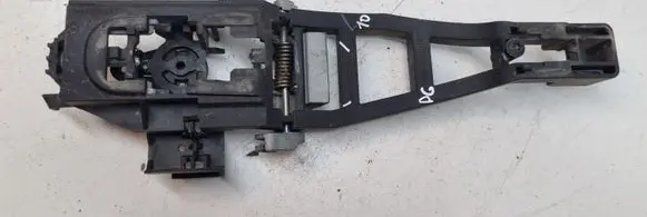 Rear door exterior handle/bracket