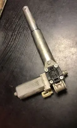 BMW 7 E65 E66 Seat adjustment motor 0390203231