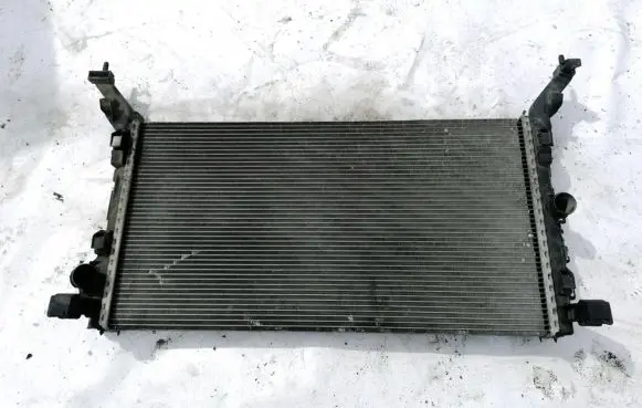 Renault Laguna III Coolant radiator