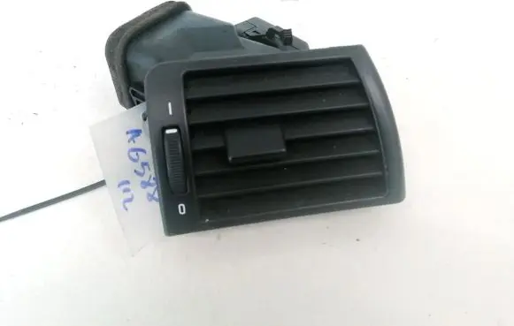 BMW 3 E46 Dash center air vent grill 64228361898 64.22-8361898
