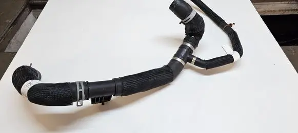 Jeep Grand Cherokee WL Engine coolant pipe/hose 68447879AB 68381461AB