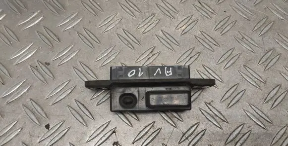 Toyota Avensis T270 Tailgate opening switch 