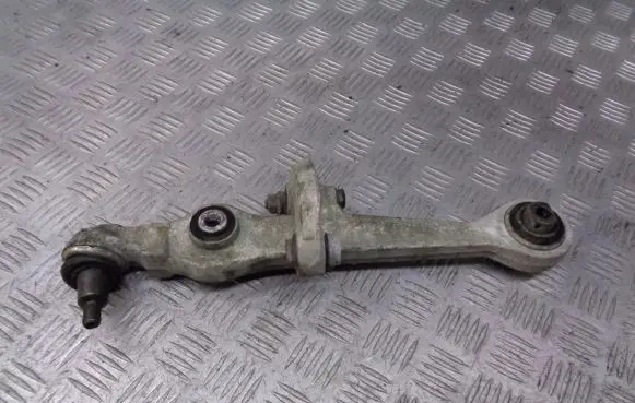 Volkswagen PASSAT B5.5 Front control arm