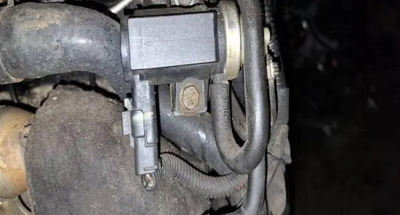 Citroen C5 Turbo solenoid valve 