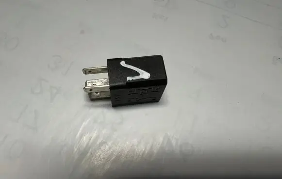 Opel Zafira A Other relay 24432680