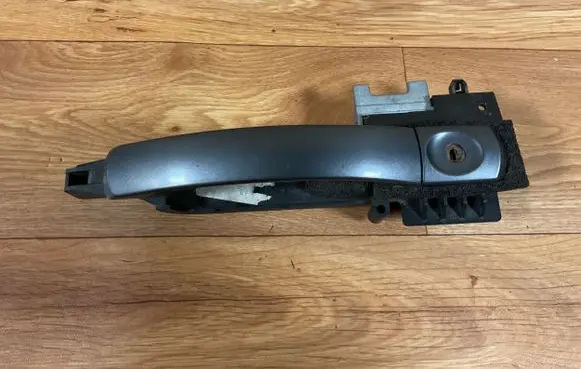 Ford Mondeo Mk III Front door exterior handle 1S71F224A37