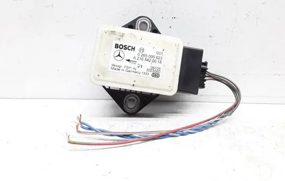Mercedes-Benz E W211 ESP acceleration yaw rate sensor A2165420018 0265005623