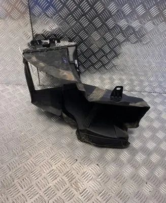 Citroen C5 Aircross Intercooler air guide/duct channel 
