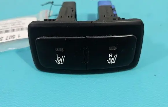 KIA Sportage Seat control switch 621W05010 IMPRK1507385