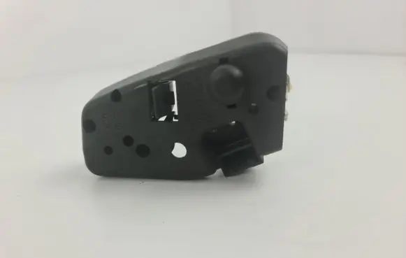 BMW 3 E46 Tail light bulb cover holder 6907938 388570R