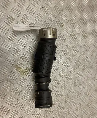 Volvo XC60 Intercooler hose/pipe 32325435 5800637530