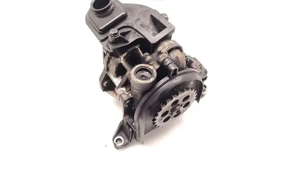 BMW 1 E81 E87 Oil pump 62440410