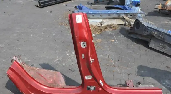 Mazda CX-30 Pillar (middle) 