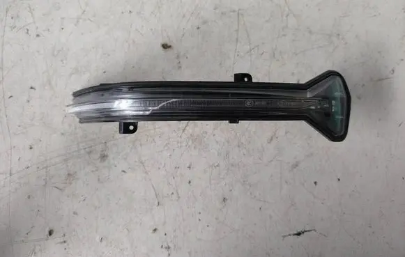BMW 7 G11 G12 Mirror indicator light 511674146509