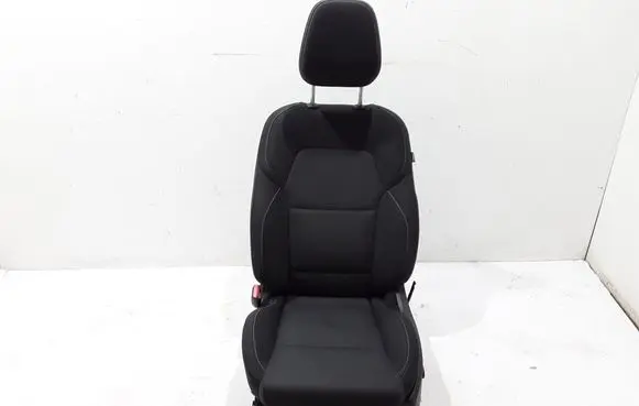 Renault Arkana Front driver seat 