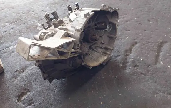 Volvo S60 Manual 5 speed gearbox M56L P9482154 T103585