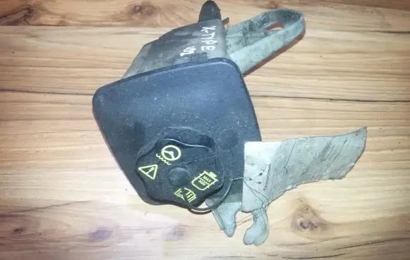 Power steering fluid tank/reservoir