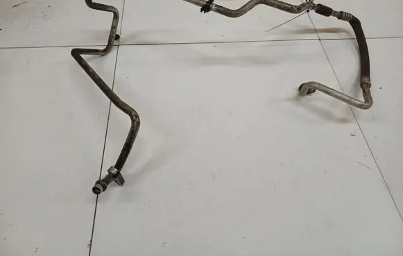 Nissan Primera Air conditioning (A/C) pipe/hose 
