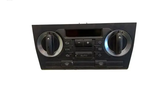 Audi A3 S3 8P Climate control unit 8P0820043F