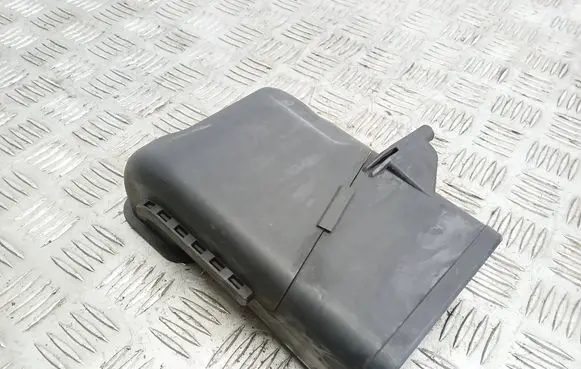 BMW 5 F10 F11 Air intake duct part 7577471 10991210