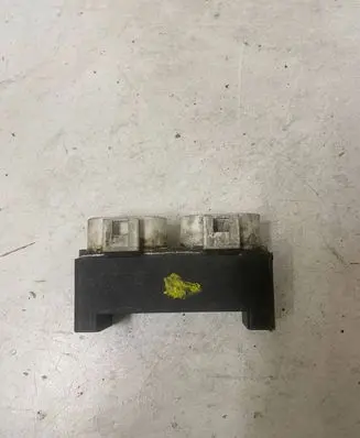 Audi A6 S6 C5 4B Coolant fan relay 701919506 5638000