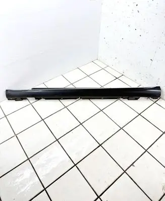 Mercedes-Benz C W205 Sill