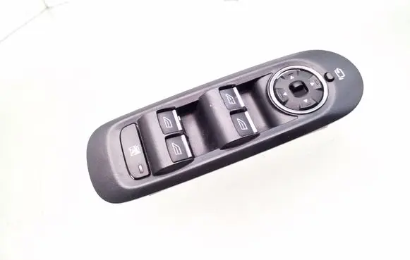 Ford Mondeo MK IV Electric window control switch 7S7T14A132BC