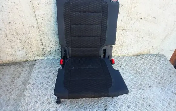 Volkswagen Touran I Third row seats 1T0885866A 1T0885865