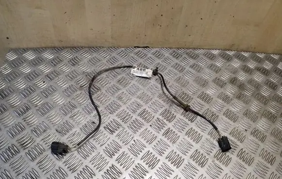 Ford Kuga I Rear ABS sensor wiring 8V4T2B325ABB