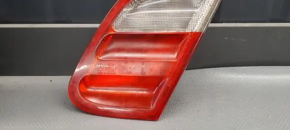 Mercedes-Benz C W204 Tailgate rear/tail lights