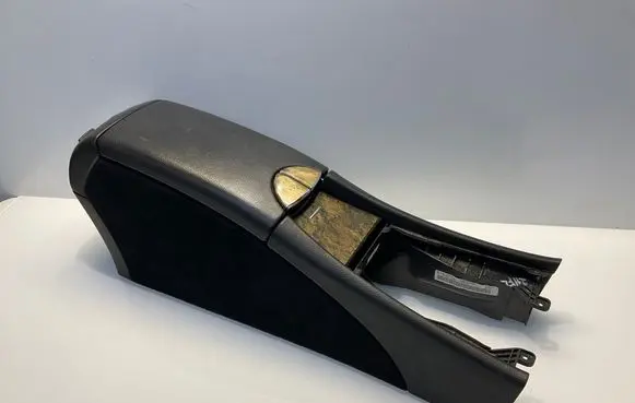 Mercedes-Benz E W211 Armrest A2116804150 2116804150
