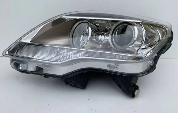 Mercedes-Benz R W251 Headlight/headlamp A2518203561