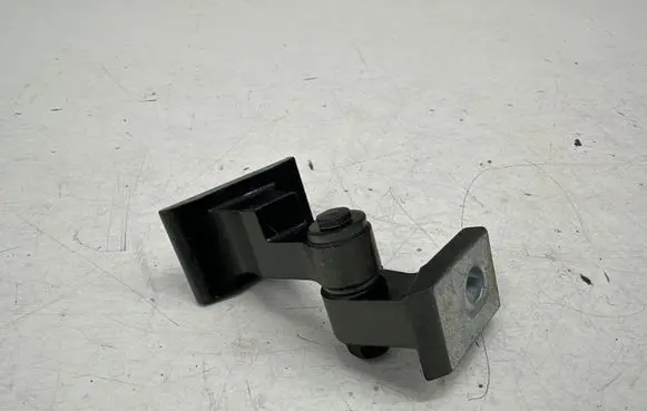 BMW 3 G20 G21 Front door lower hinge 