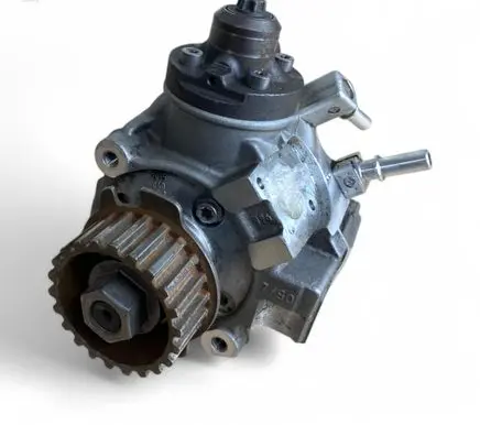 Ford Mondeo Mk III Fuel injection high pressure pump FM5Q9A543AA
