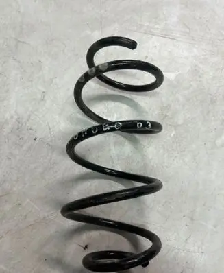 Ford Mondeo Mk III Front coil spring 