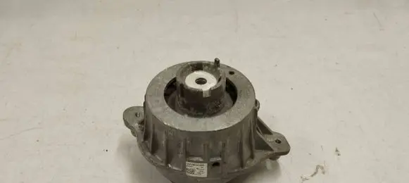 Mercedes-Benz E W238 Engine mount bracket A2382400200