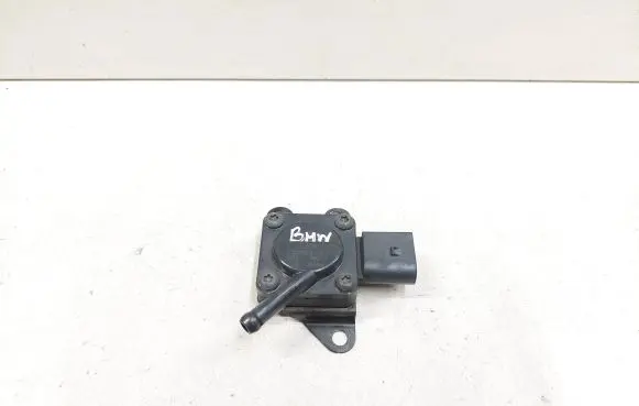 BMW 5 F10 F11 Exhaust gas pressure sensor 780801301 7808013