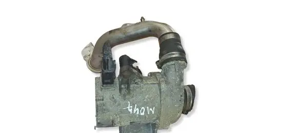 BMW 3 E92 E93 Water pump 7586928 70285303