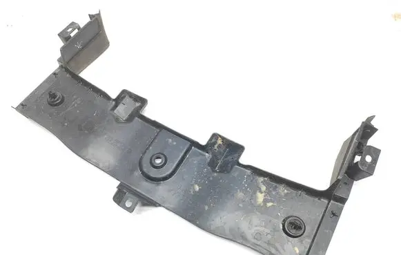 Mazda CX-30 Intercooler air guide/duct channel DGH9507M1 KF336