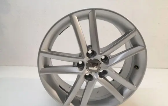 Seat Leon (1P) R17 alloy rim 