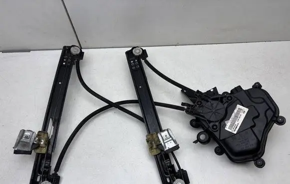 Seat Ibiza IV (6J,6P) Front window lifting mechanism without motor 6J4837401D 6J4867435