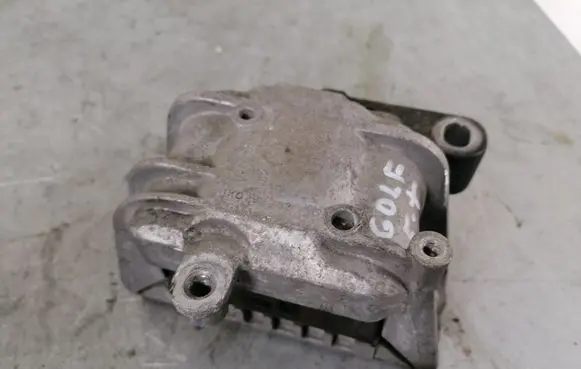Volkswagen Golf Plus Engine mount bracket 1K0199262CC