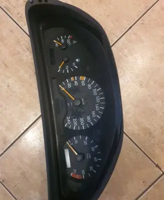 Mercedes-Benz E W210 Speedometer (instrument cluster) 2105401147 110008689004