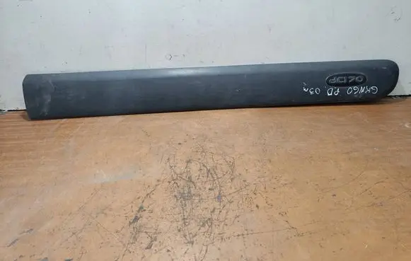 Renault Kangoo I Front door trim (molding) 8200077543 8200077540 8200077535