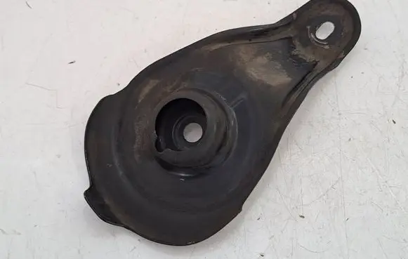 Toyota Avensis T270 Other rear suspension part 5220302010